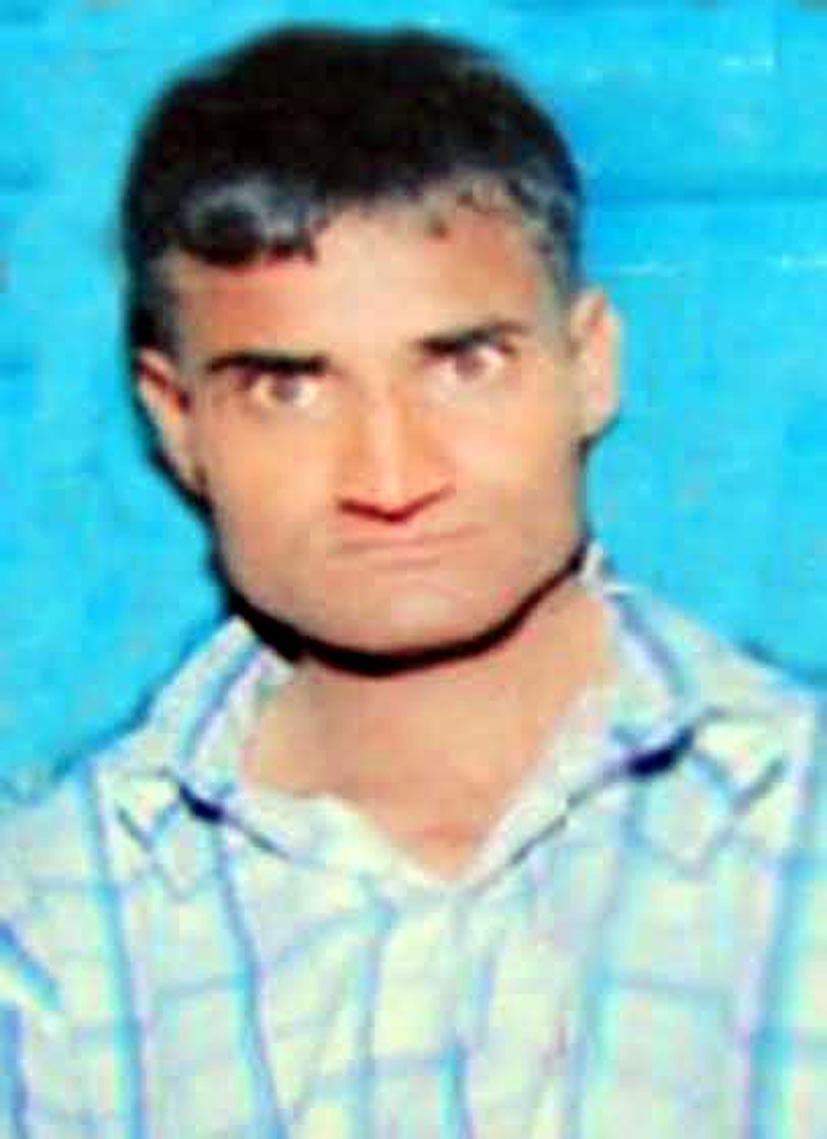 cloth implicated in Thresher, death