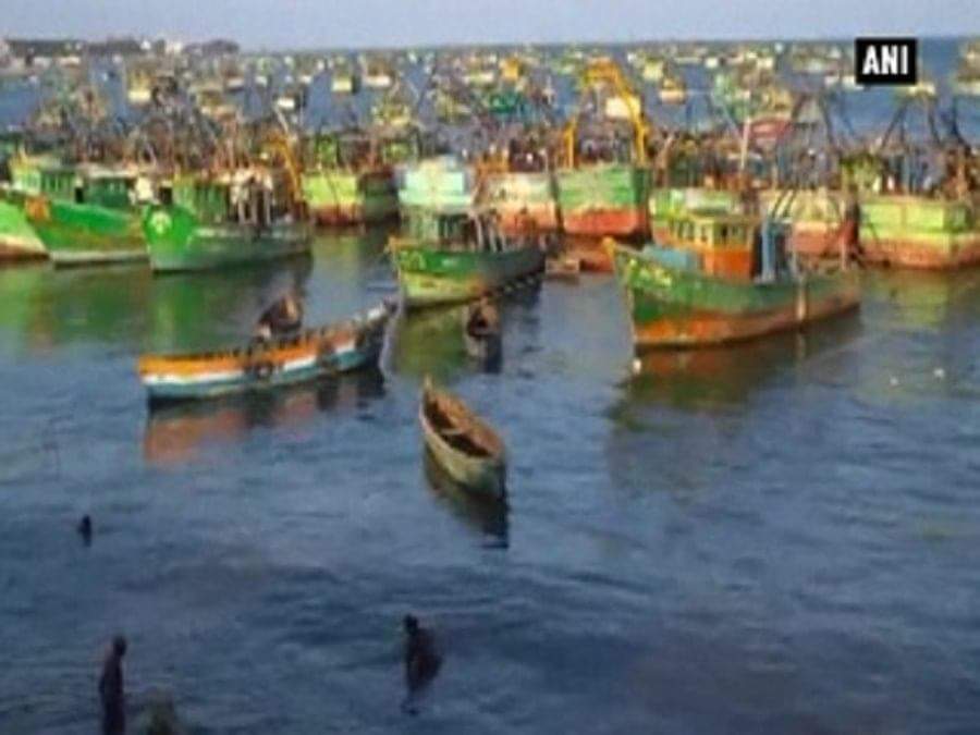 मछली मारने पर बैन