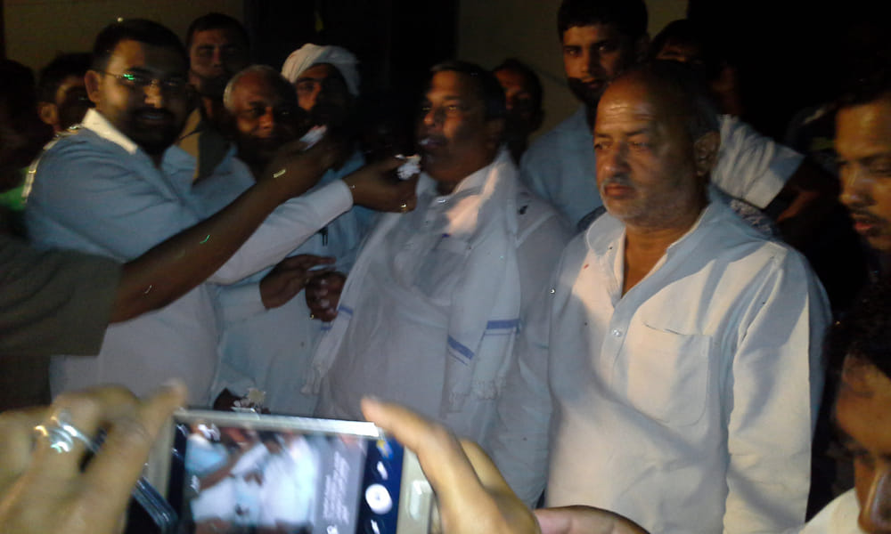 Birthday celebrated by delivering gifts to the poor, former MP