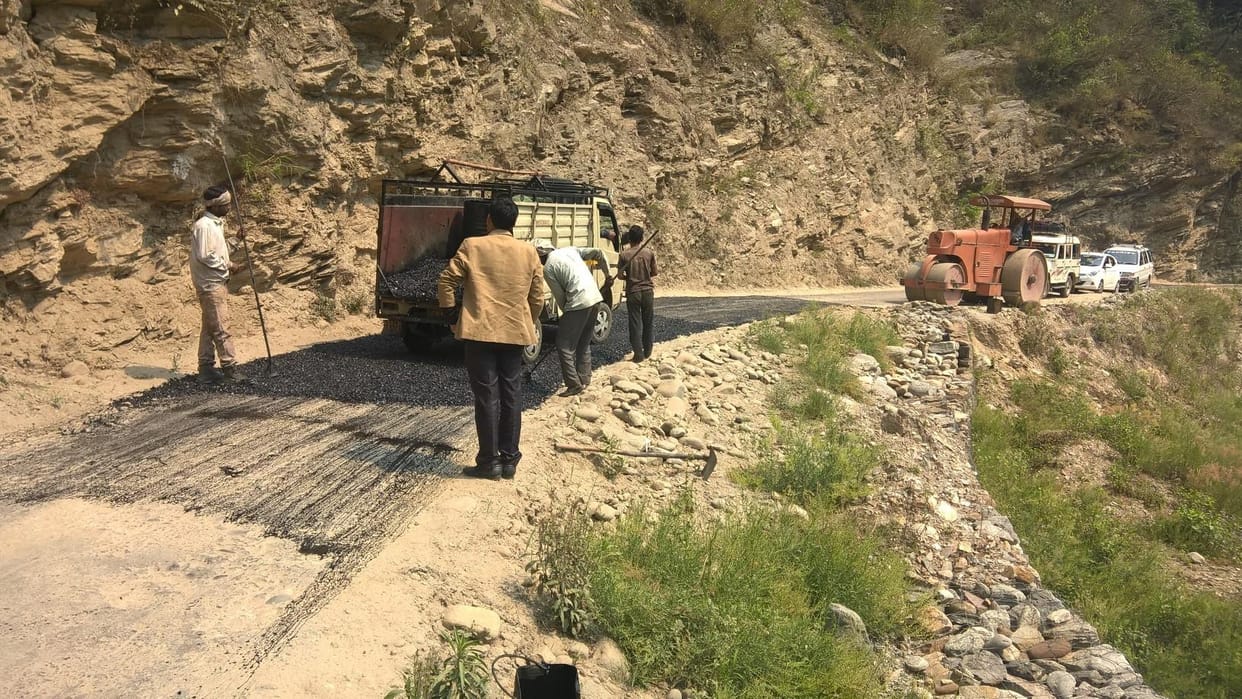 Work on the highway are not permanent Gaurikund