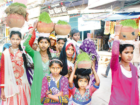 Navratri with goddess worship in temples depart Navami