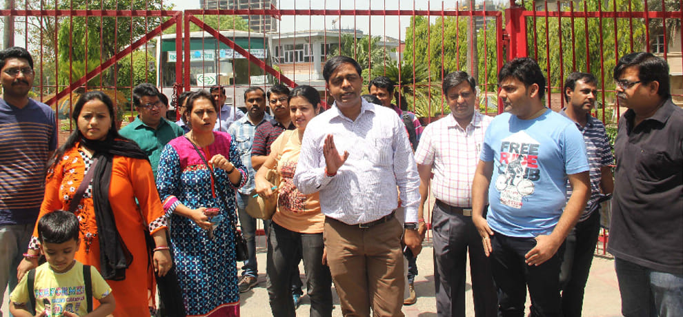 parents not opposing because of school management in noida