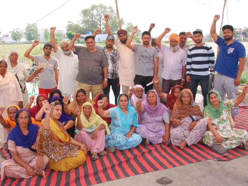 protest, fagwara protest, protest to stop over load truck, fagwada, amritsar