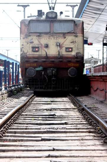 railway station, chandigarh railway station, breakage in sleeper, chandigarh, panchkula, mohali