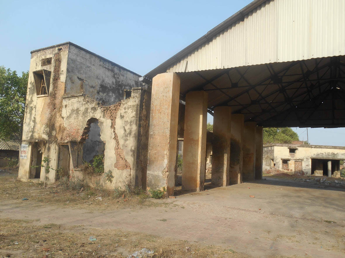 Rickety bus depot