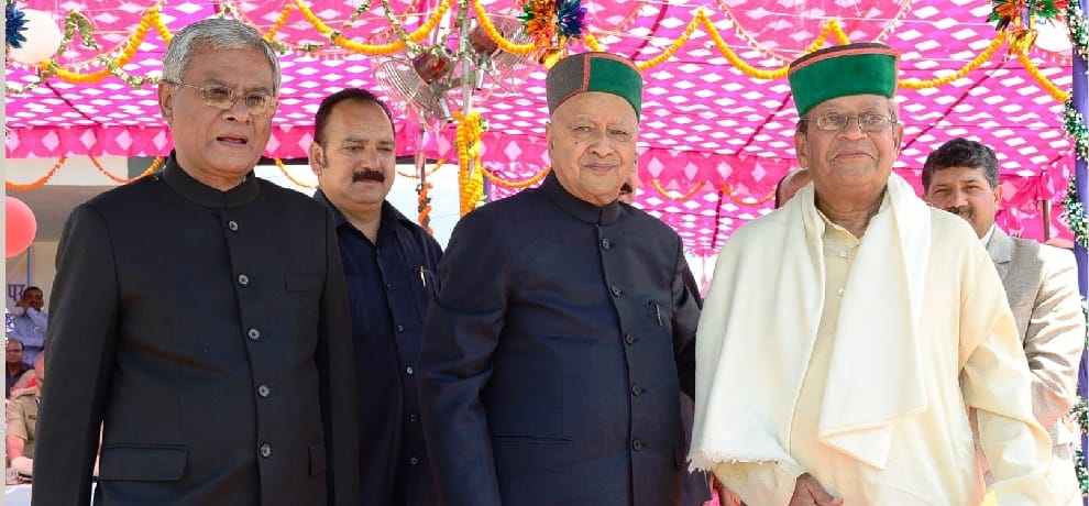  Himachal Gaurav prize to Somdutt battu for music.