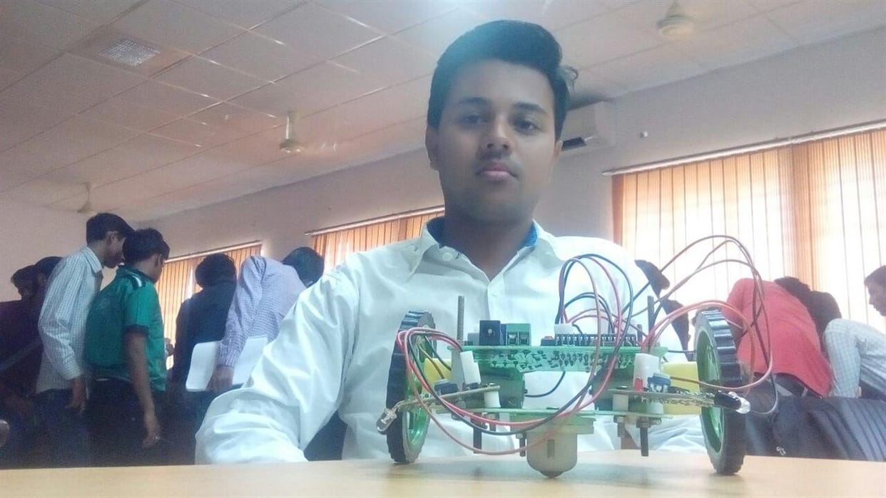 Tabis robot running at the behest