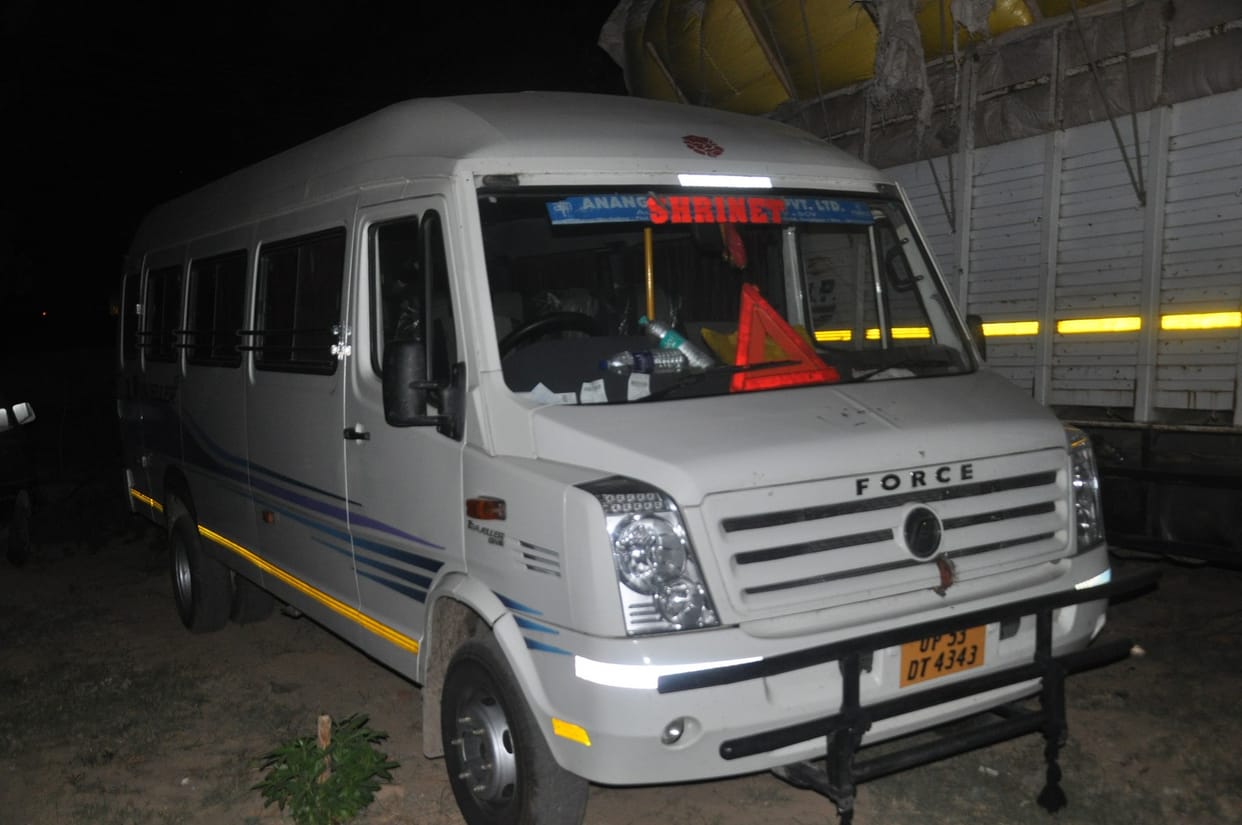 police seize a traveller