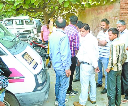 A student died in a accident in Barabanki.
