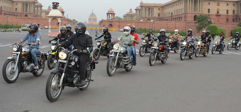 gave a tribute to Lady Harley, lady bikers showed verve