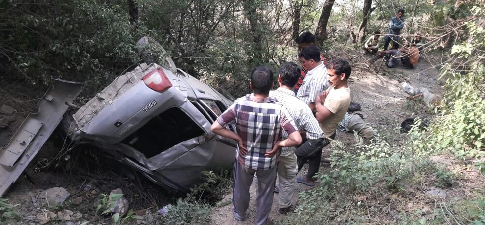 car accident at chail, two died at the spot.
