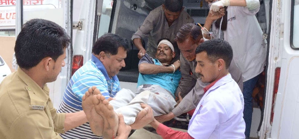 car accident at chail, two died at the spot.