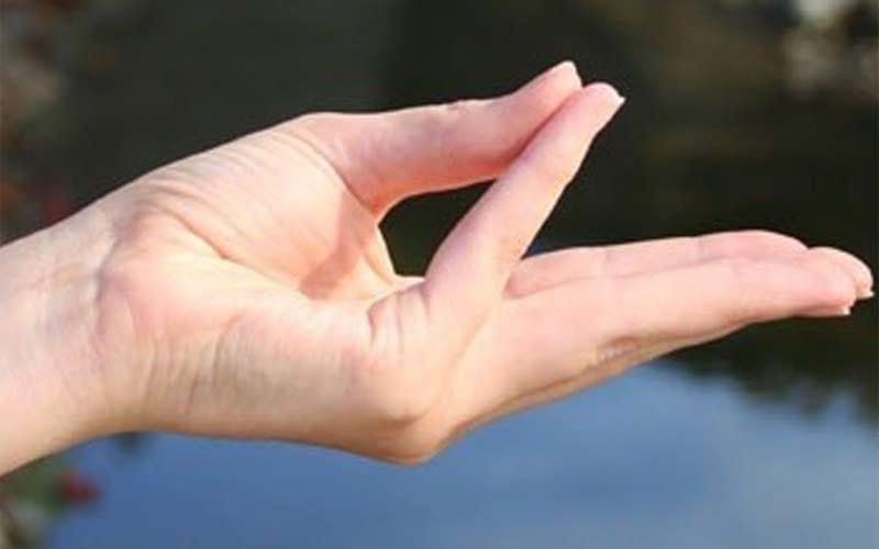 yoga mudra to get relief from summer heat