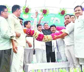 Baspai lashed on SP and BJP