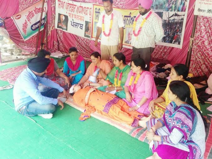 protest, teachers protest, teacher faint, mohali