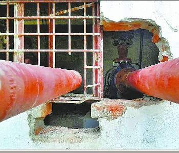 On Niblett form again stealing valuable equipment made