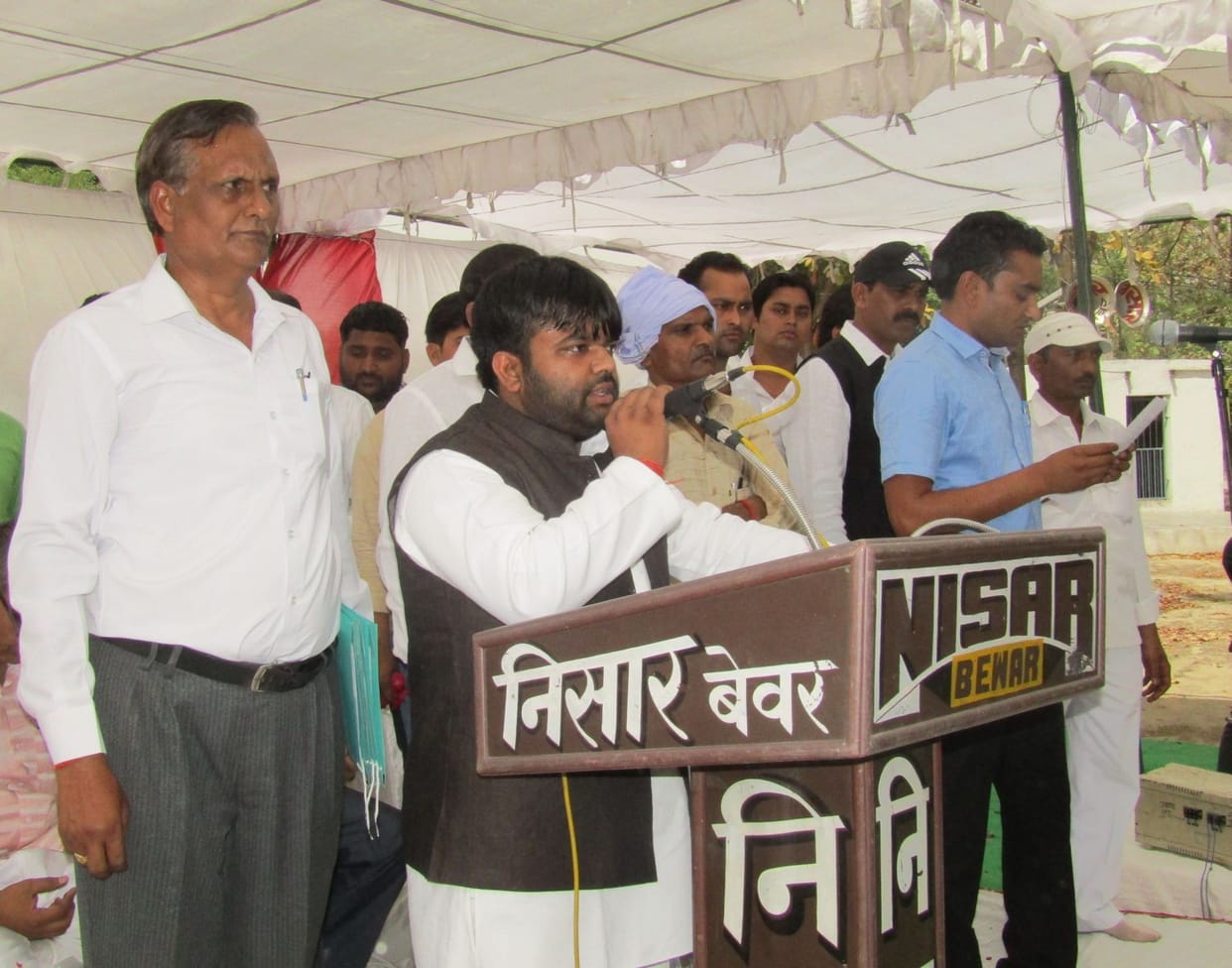 blaak pramukh ne lee shapath