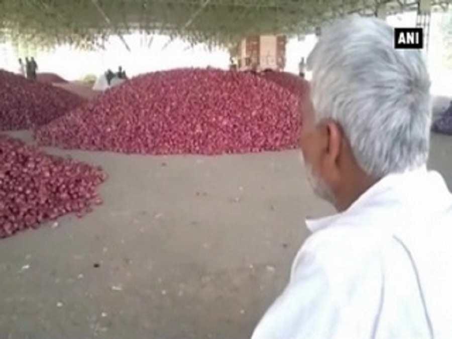 When a farmer get 1 rupee for selling 1 ton onion