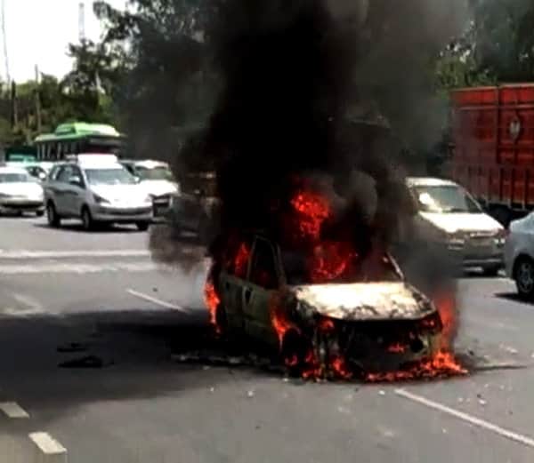blast in car, the driver fled