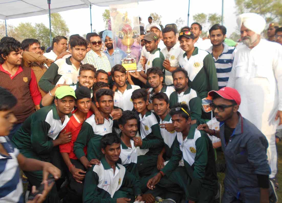 Purnpur Royals Trophy Captured on