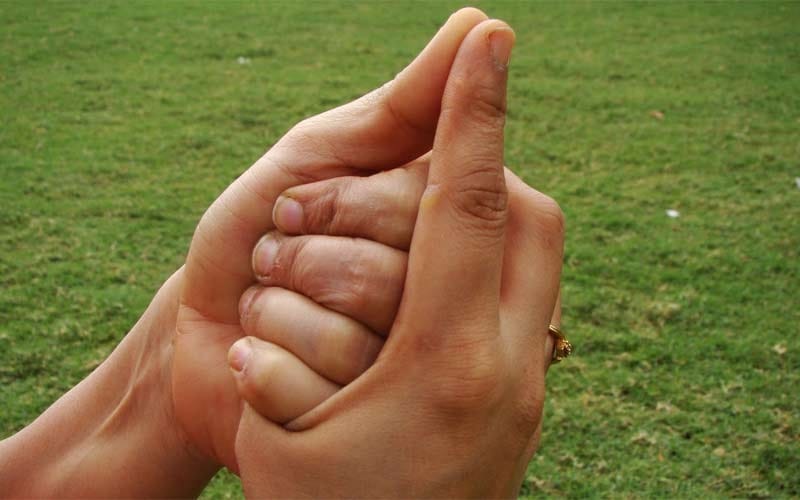 yoga mudra to get relief from summer heat
