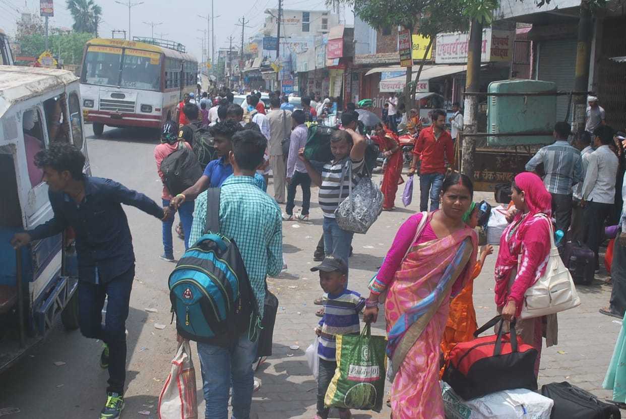 Passenger waiting for bus  in the day were suffering 
