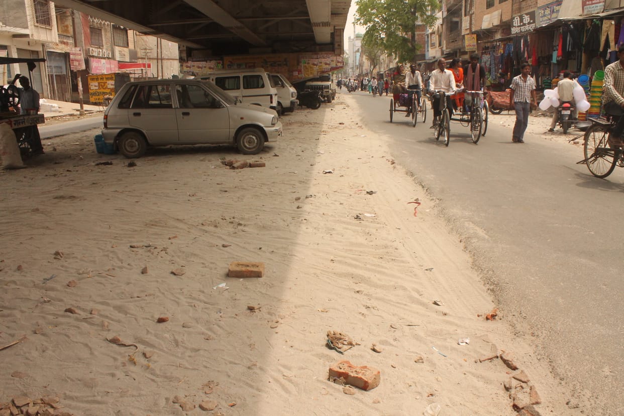 Spread sand on the street making trouble