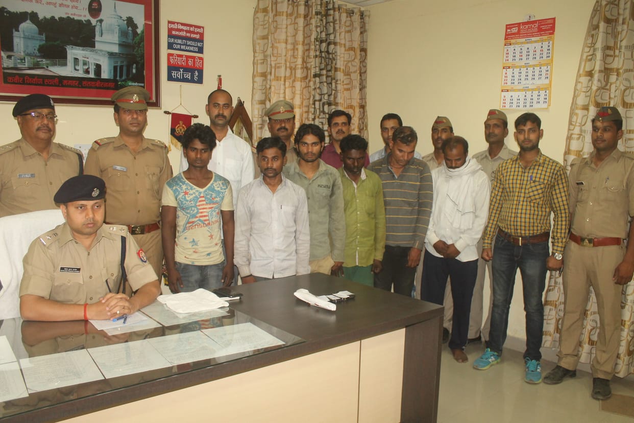 Vehicle thief arrested six members of the gang