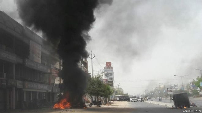 patidar andolan turns violent in Gujrat