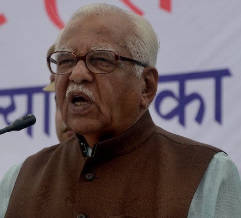 Bharat Mata Ki Jai speaking mouth shut