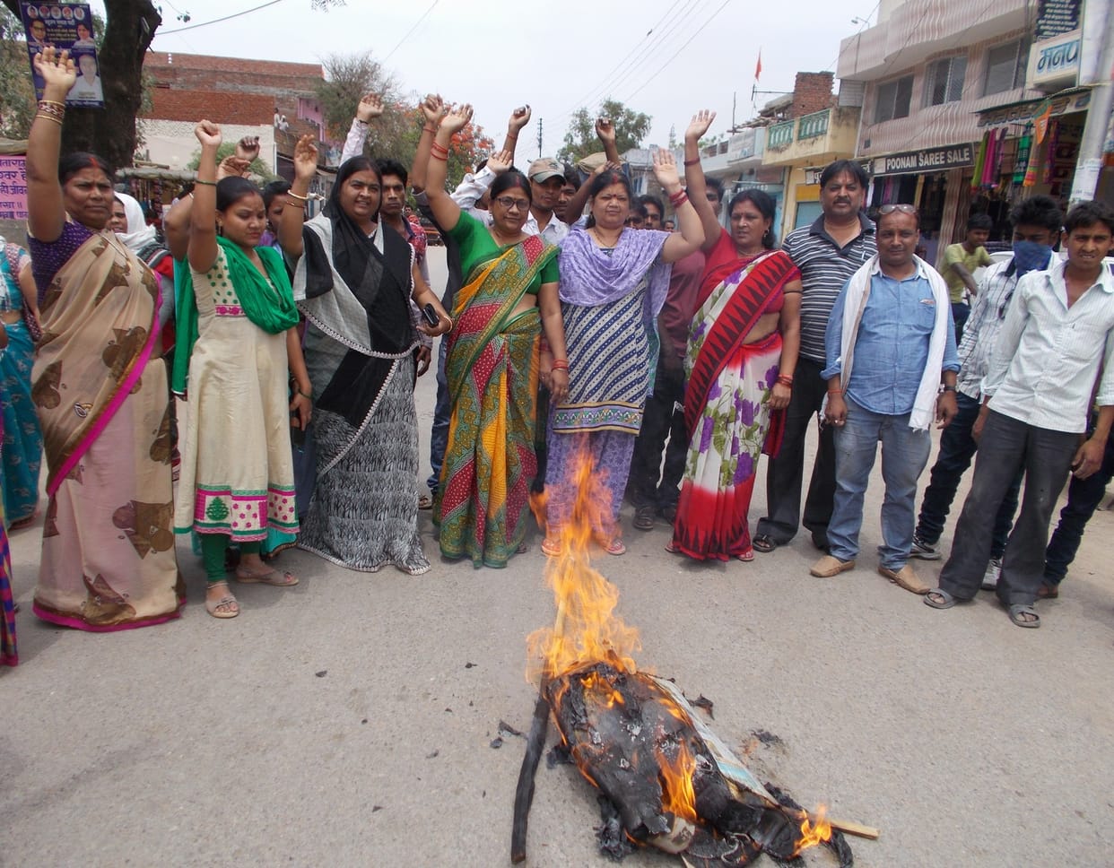 Anger burst on power cuts