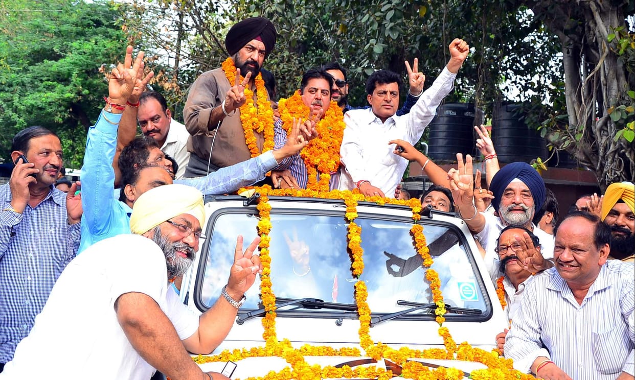 business council election, anil vohra, charanjeev, chandigarh business council election, chandigarh