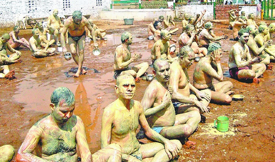 3 day camp in Gotham, bath with cow dung and urine