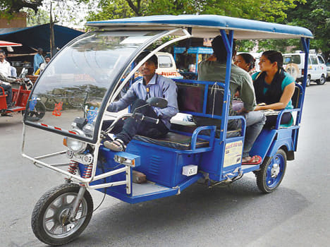 E-rickshaws running without registering