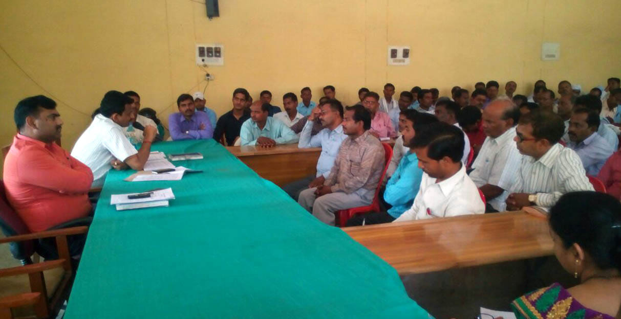 The Commission engaged in preparations for the Assembly elections