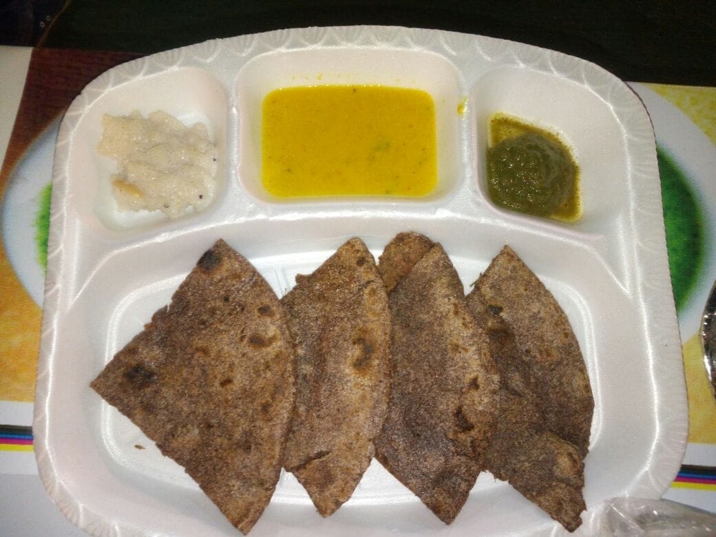 two women give garhwali tiffin service in dehradun