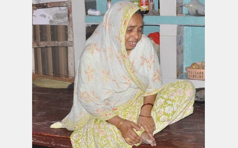 man shoots himself after killing his beloved in agra