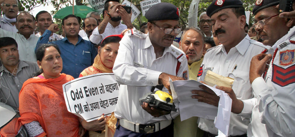 387 challans under Odd Even today