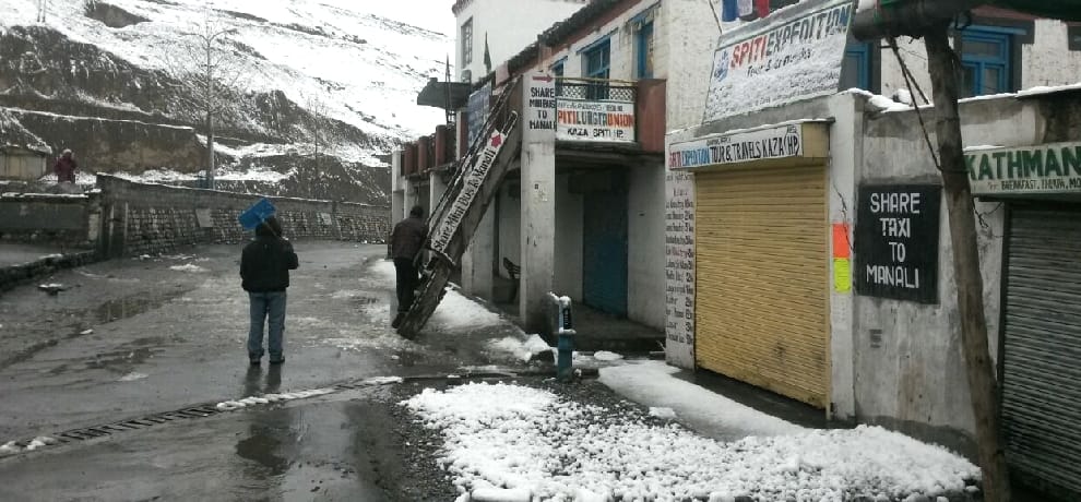  fresh snowfall in himachal, see live photos.