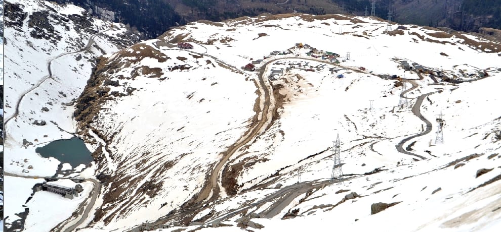  fresh snowfall in himachal, see live photos.