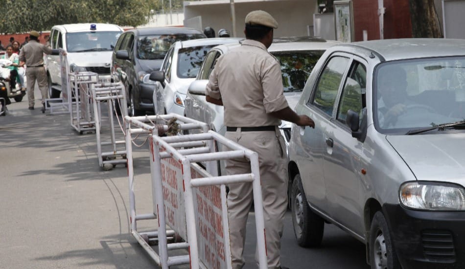 security tight in punjab university campus, entry ban on outer side vehicle