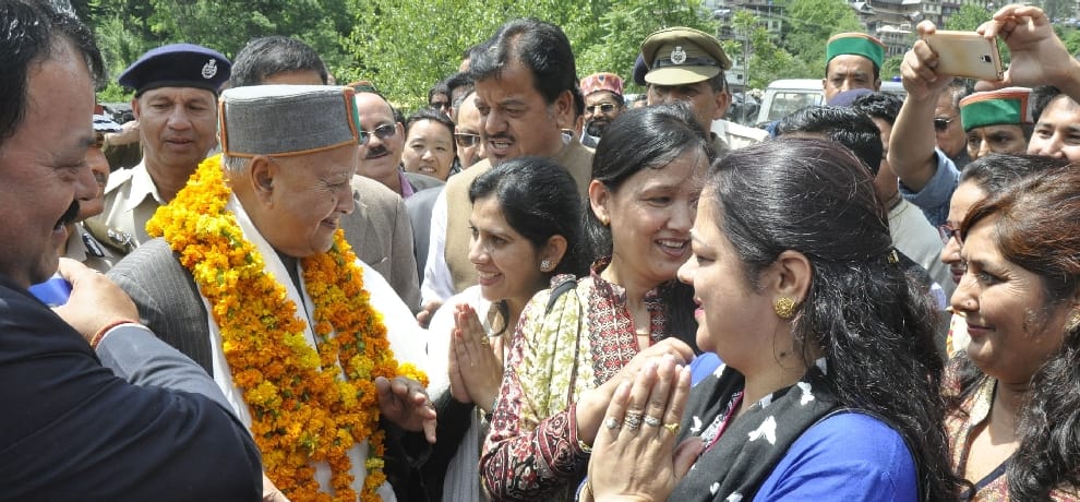 CM virbhadra singh visit to kullu.