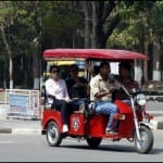 चंडीगढ़ में दौड़ती ई रिक्शा