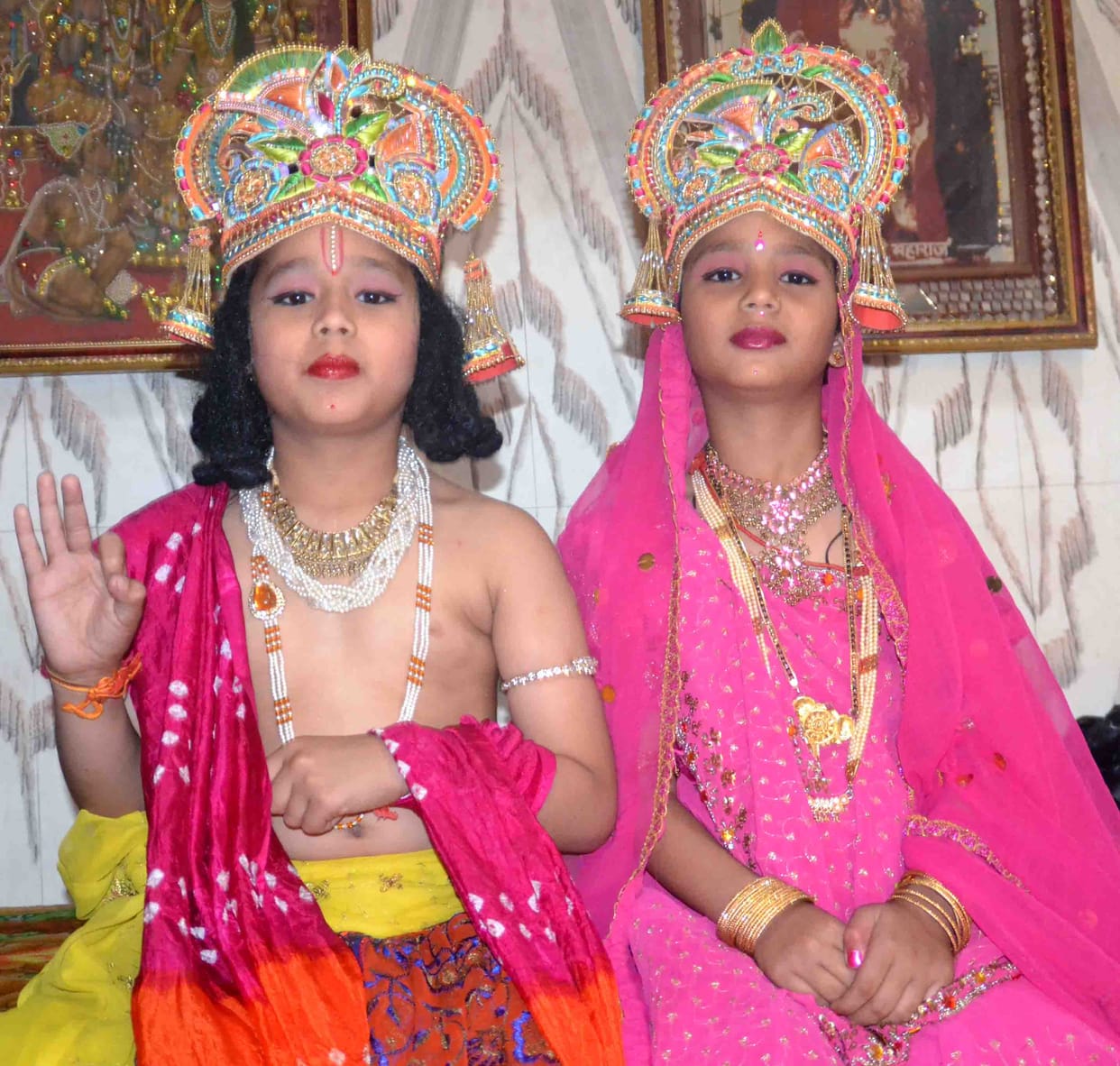 Ram Katha listener into a musical Jume