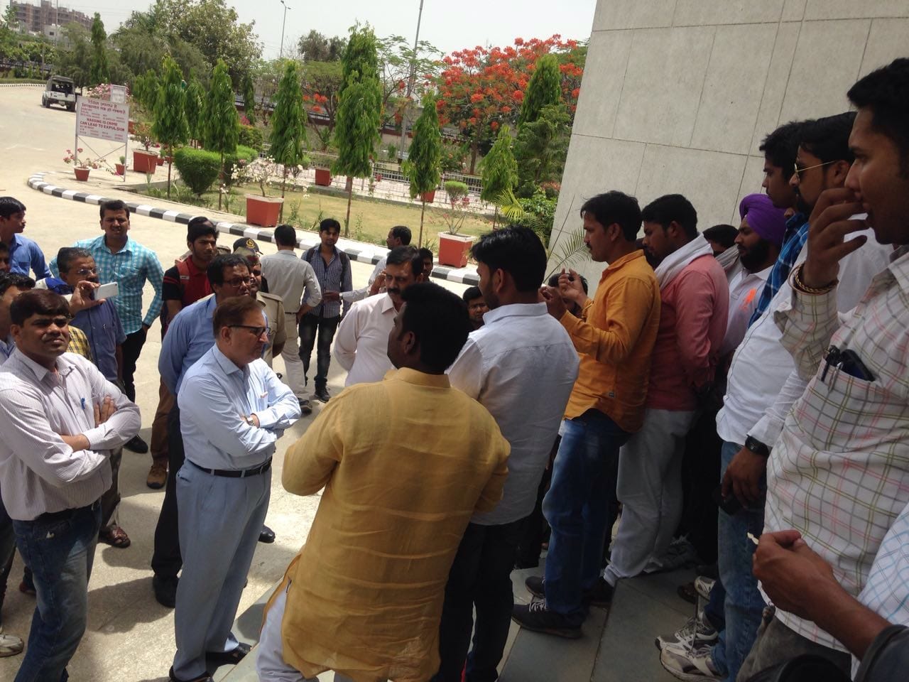abvp students protest against professor kancha ilaiah