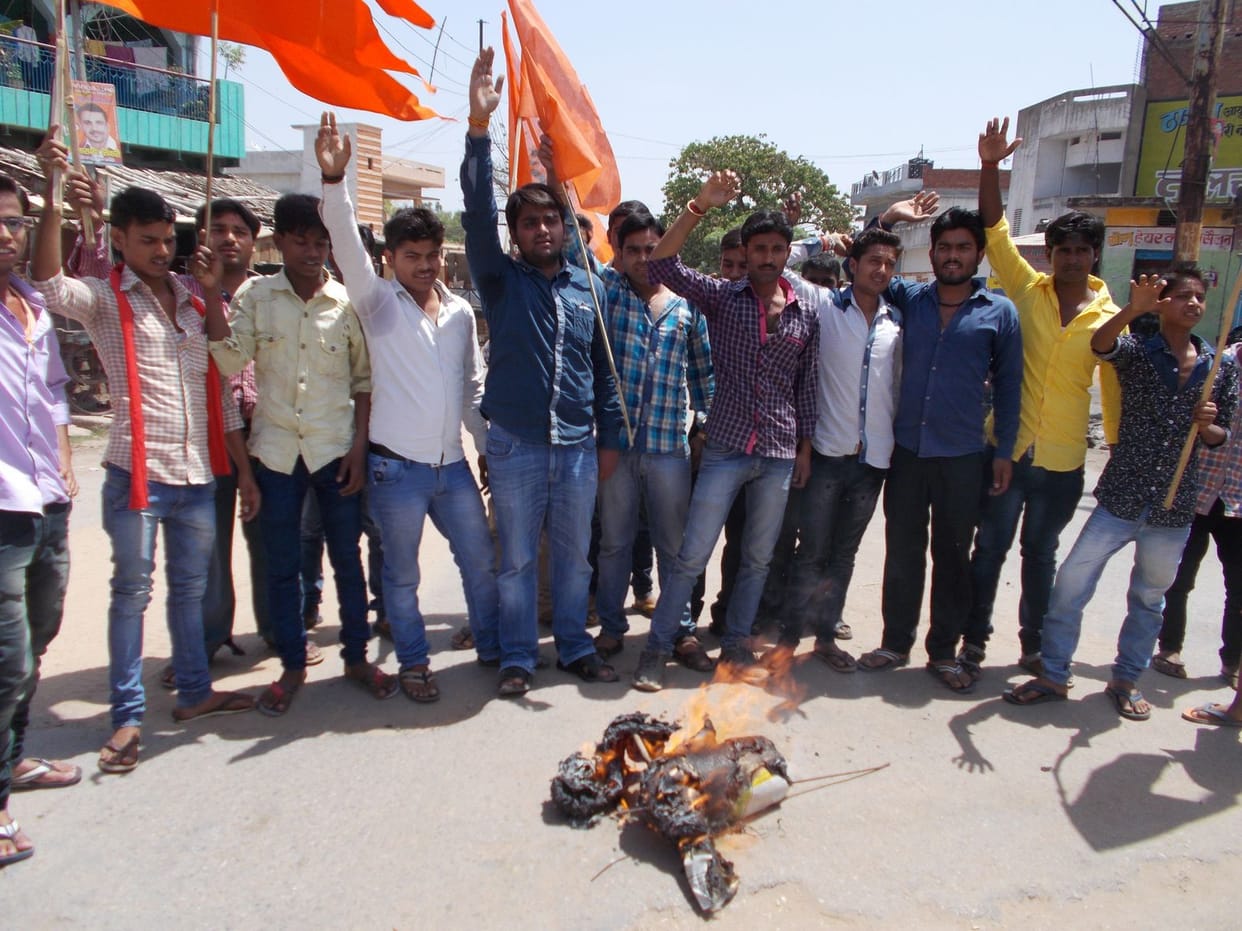 Burnt effigies of Chief Minister of Bihar 