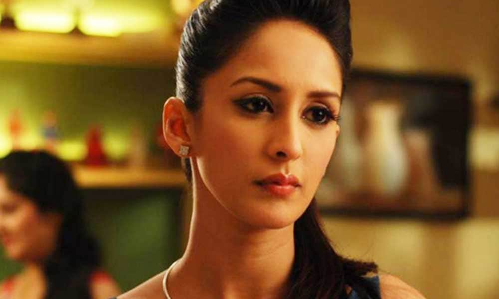 actress chahat khanna alleged Me Too victim said some of them took cheques and kept quiet