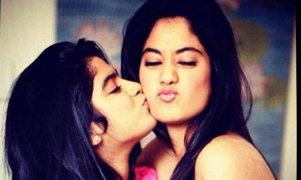 Sridevi's daughter Khushi kapoor shares her pictures