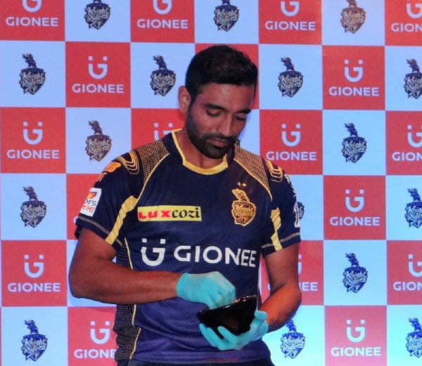 kolkata knight riders players made parathas in hotel