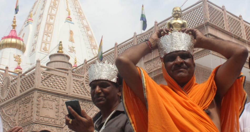 mahavir jayanti, digambar jain mandir, rathyatra, chandigarh, jain community
